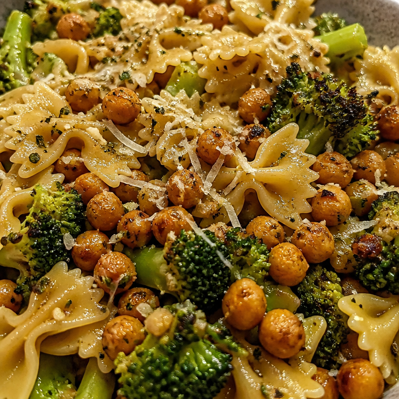 Broccoli Chickpea Pasta with Garlic Olive Oil