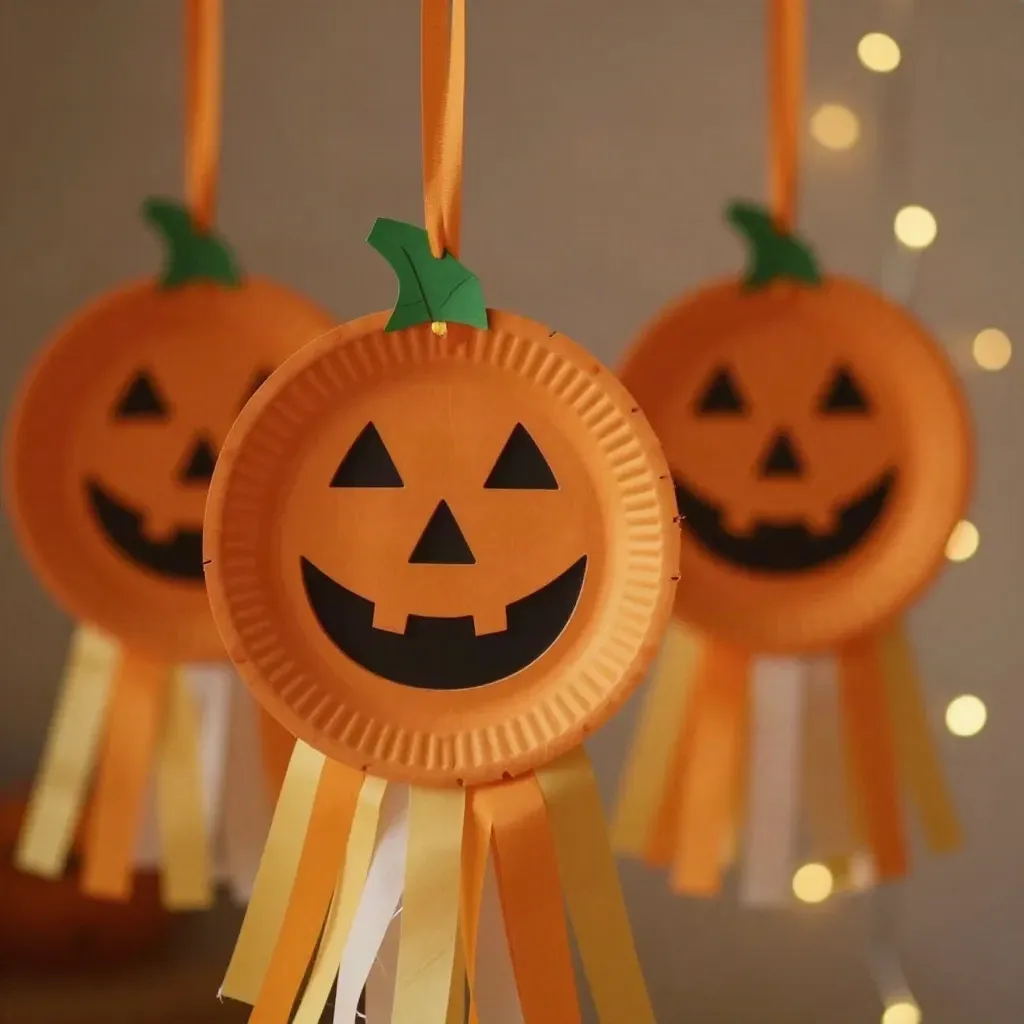 Floating Paper Plate Ghosts – Spooky Fun for Halloween!