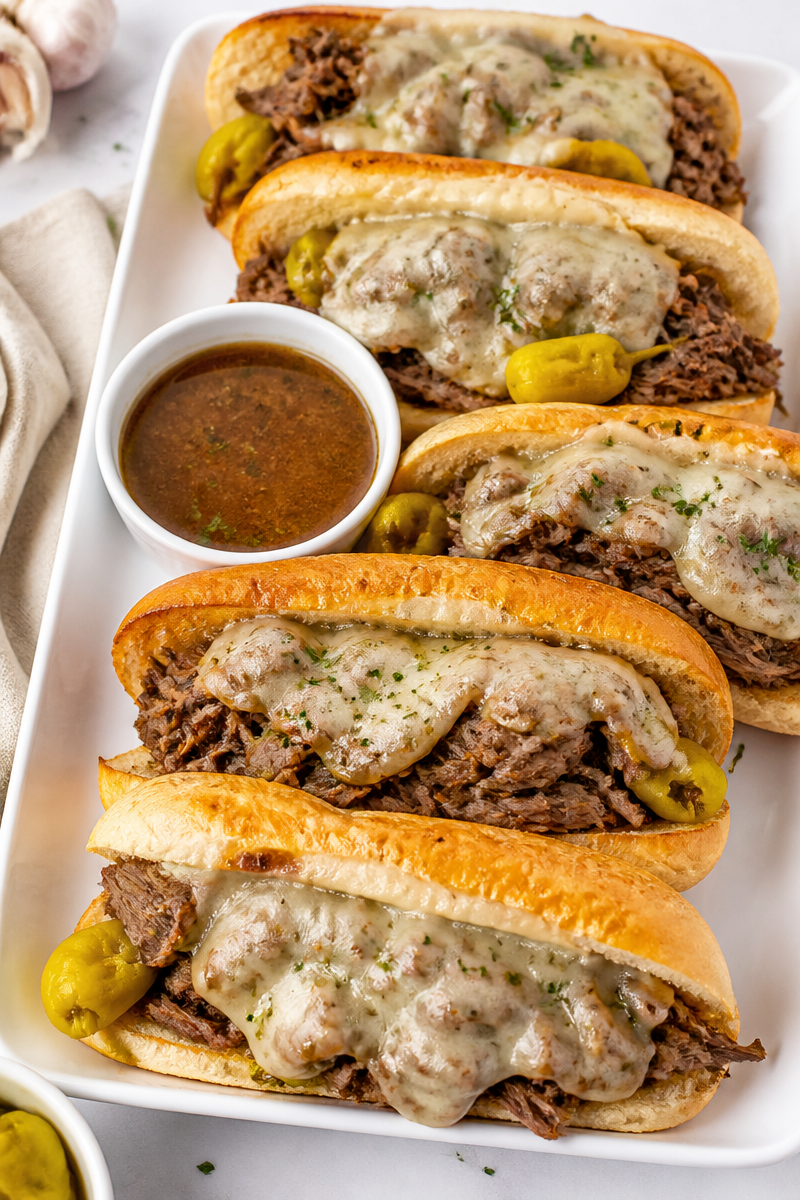 Slow Cooker Italian Beef Sandwich