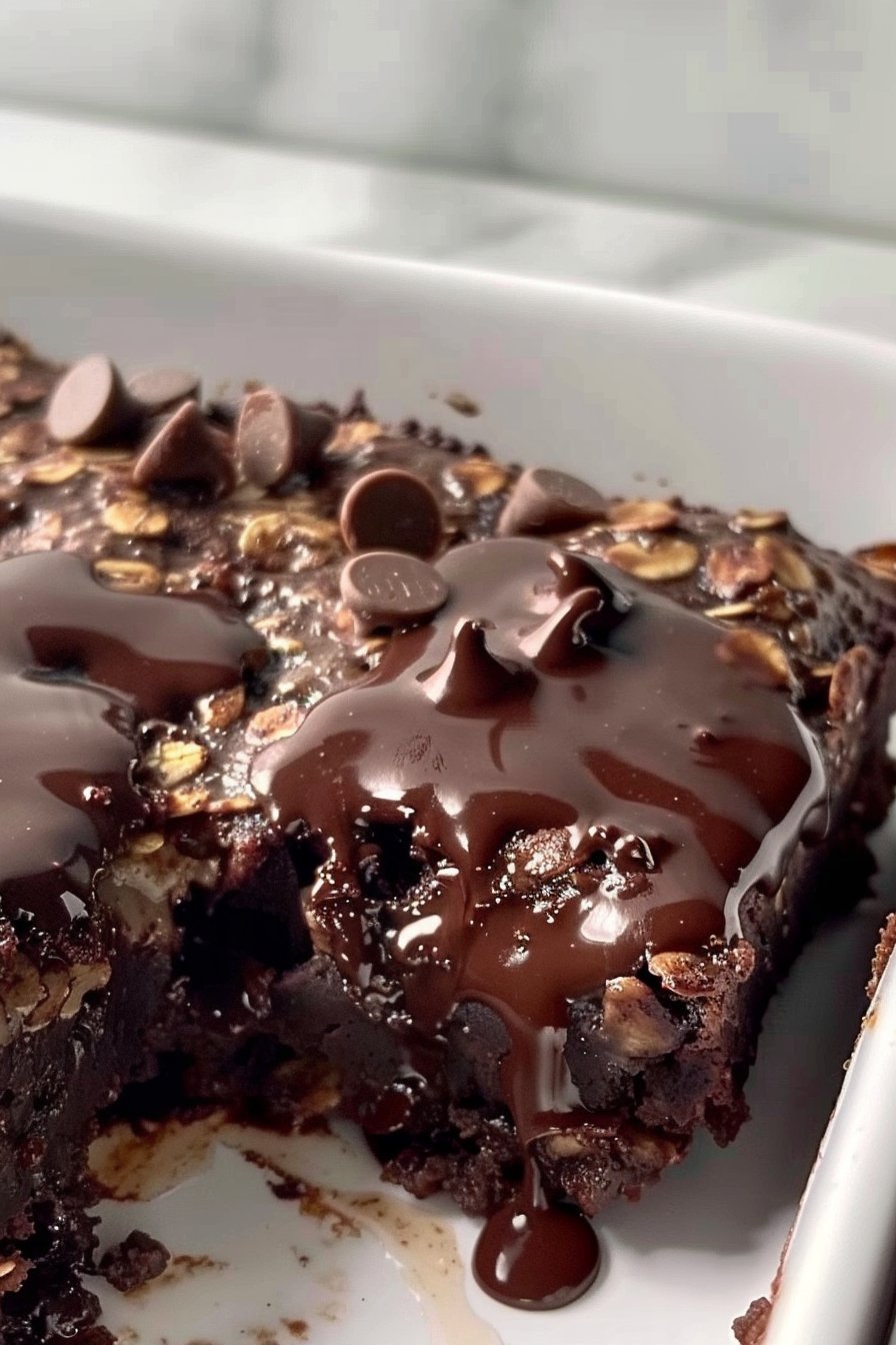 Chocolate Brownie Baked Oatmeal (Protein Recipe) 2 Chocolate Brownie Baked Oatmeal (Protein Recipe)