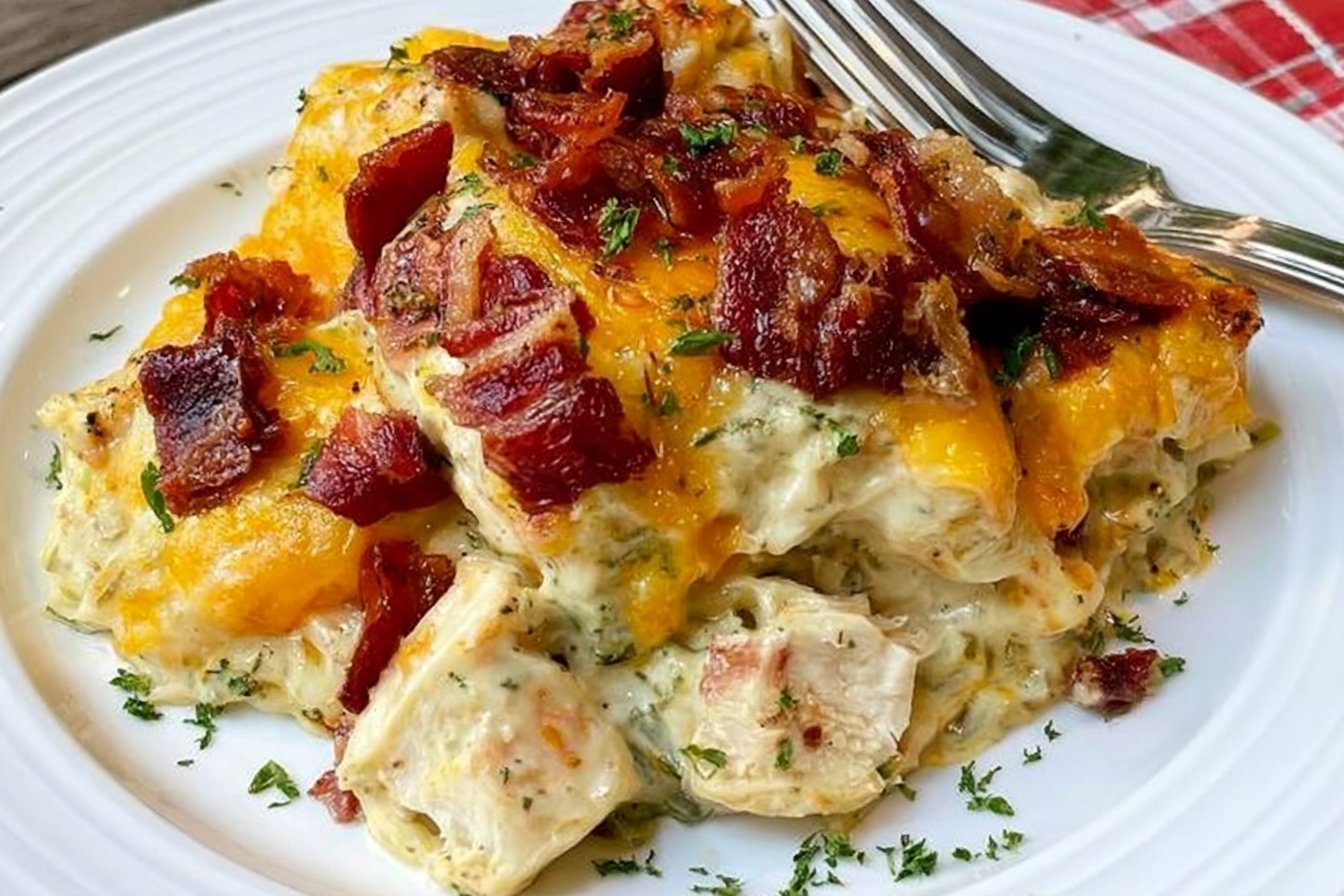 Low-Carb Chicken Bacon Ranch Casserole