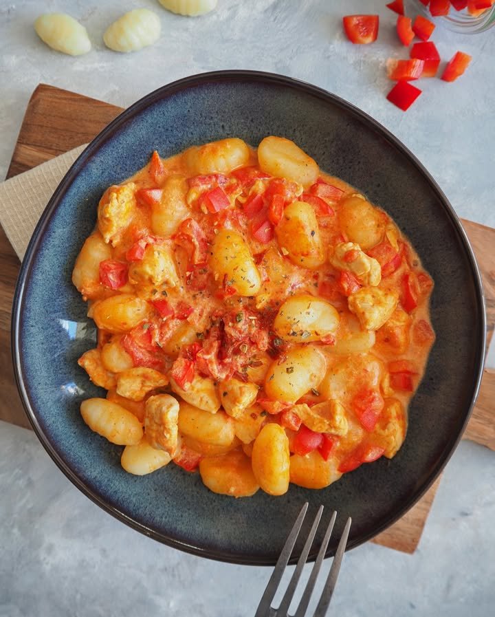 Gesunde Gnocchi-Pfanne mit Paprika