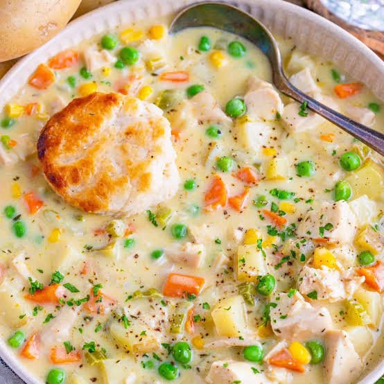 Creamy Chicken Pot Pie Soup
