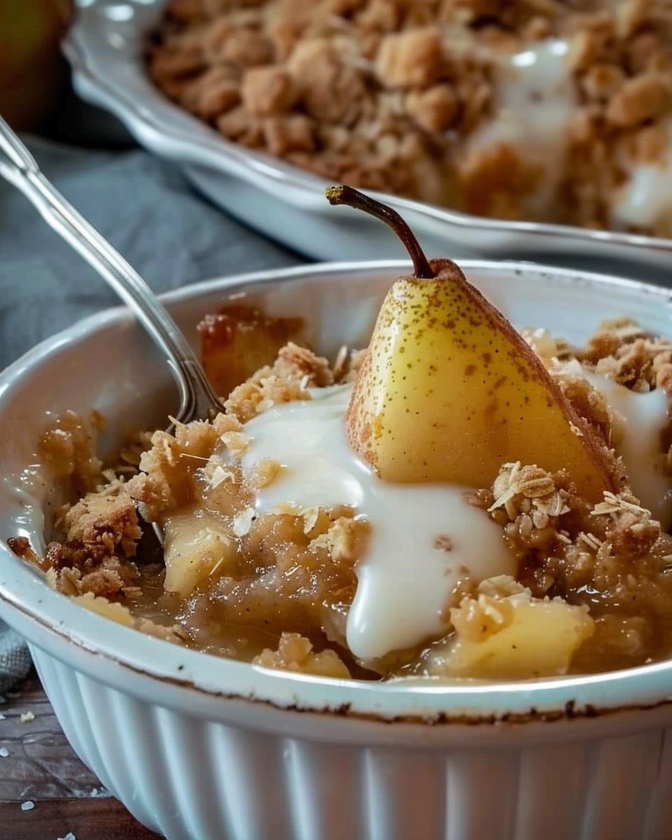 Old Fashioned Pear Crumble