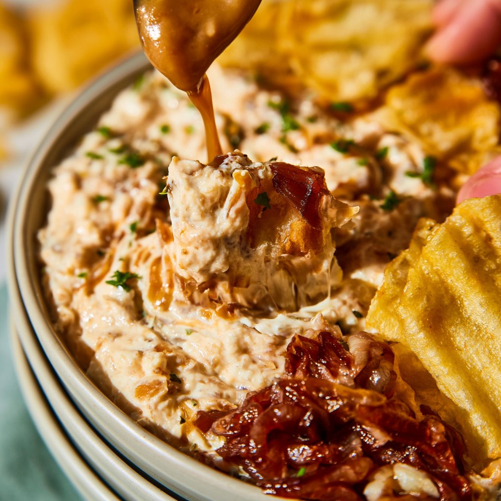 Caramelized French Onion Dip with Wavy Potato Chips