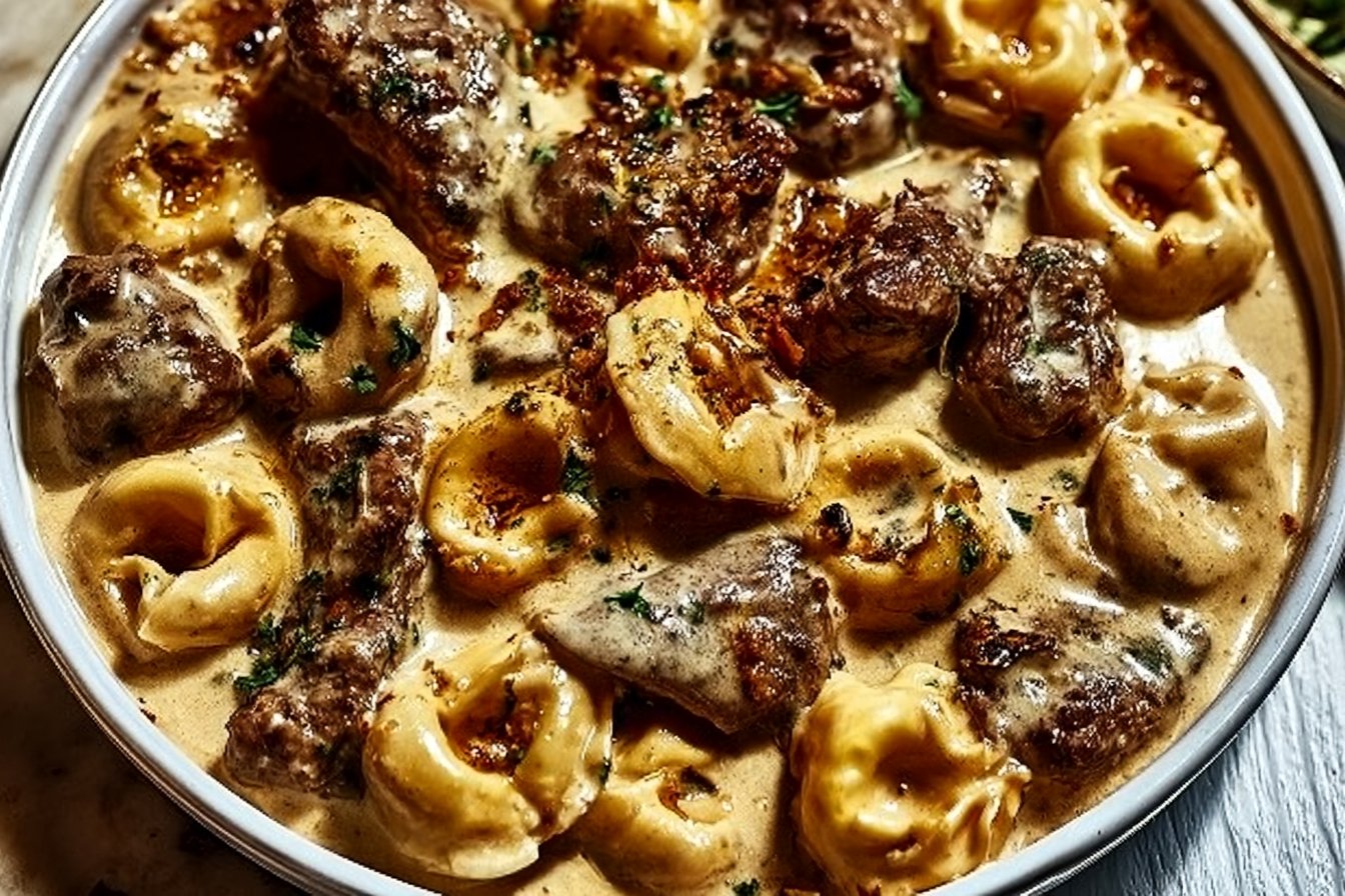 Creamy Garlic Steak Tortellini Recipe 2 Ultra-Creamy Garlic Steak Tortellini
