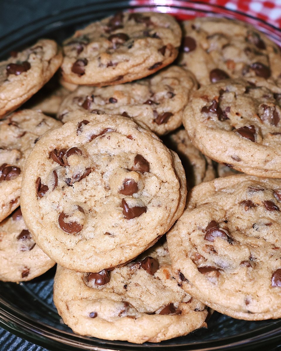 Chewy Chocolate Chip Cookies