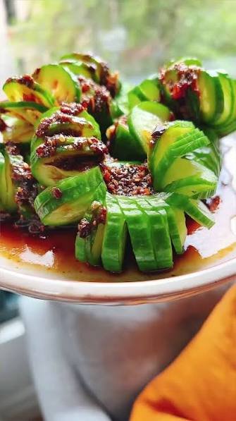 Din Tai Fung-Inspired Cucumber Salad