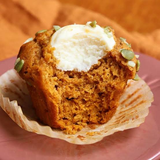 Pumpkin Cream Cheese Muffins