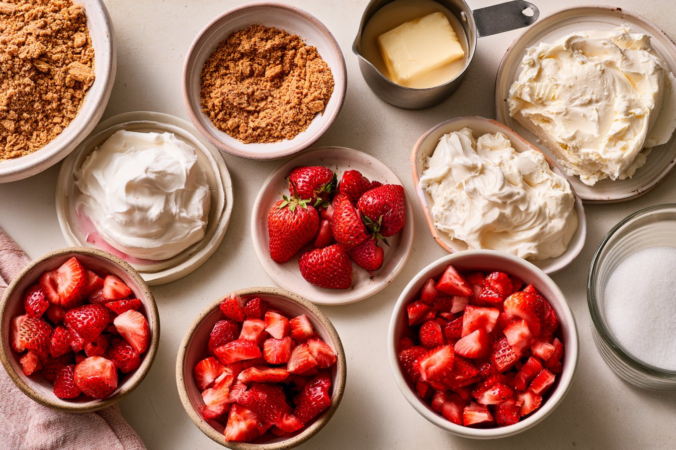No Bake Strawberry Cheesecake