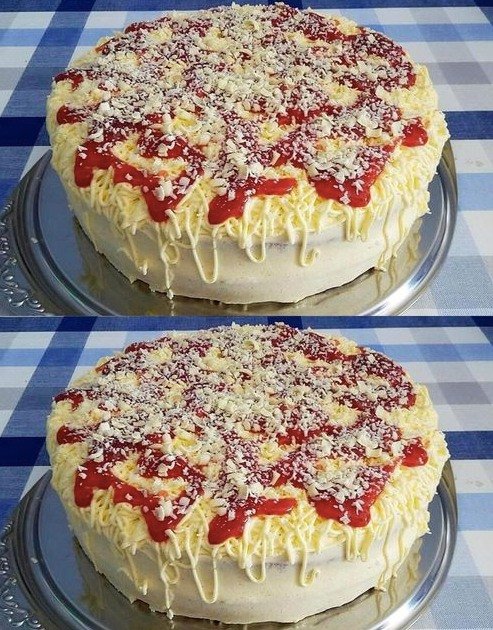 Erdbeer-Spaghetti-Eis-Kuchen