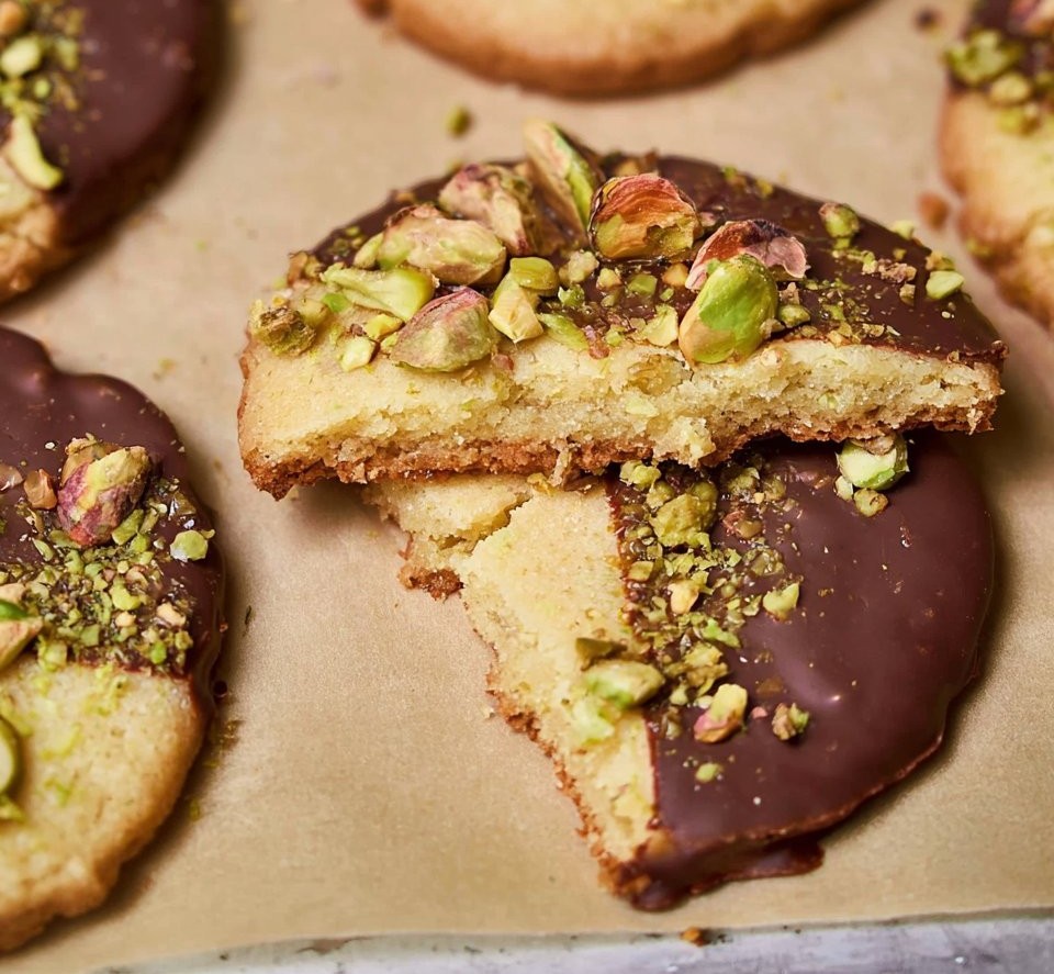 Pistachio Shortbread Cookies