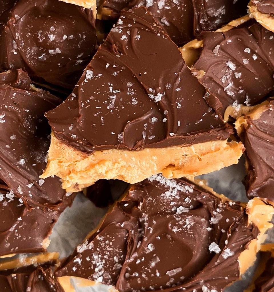 Peanut Butter Chocolate Greek Yogurt Bark
