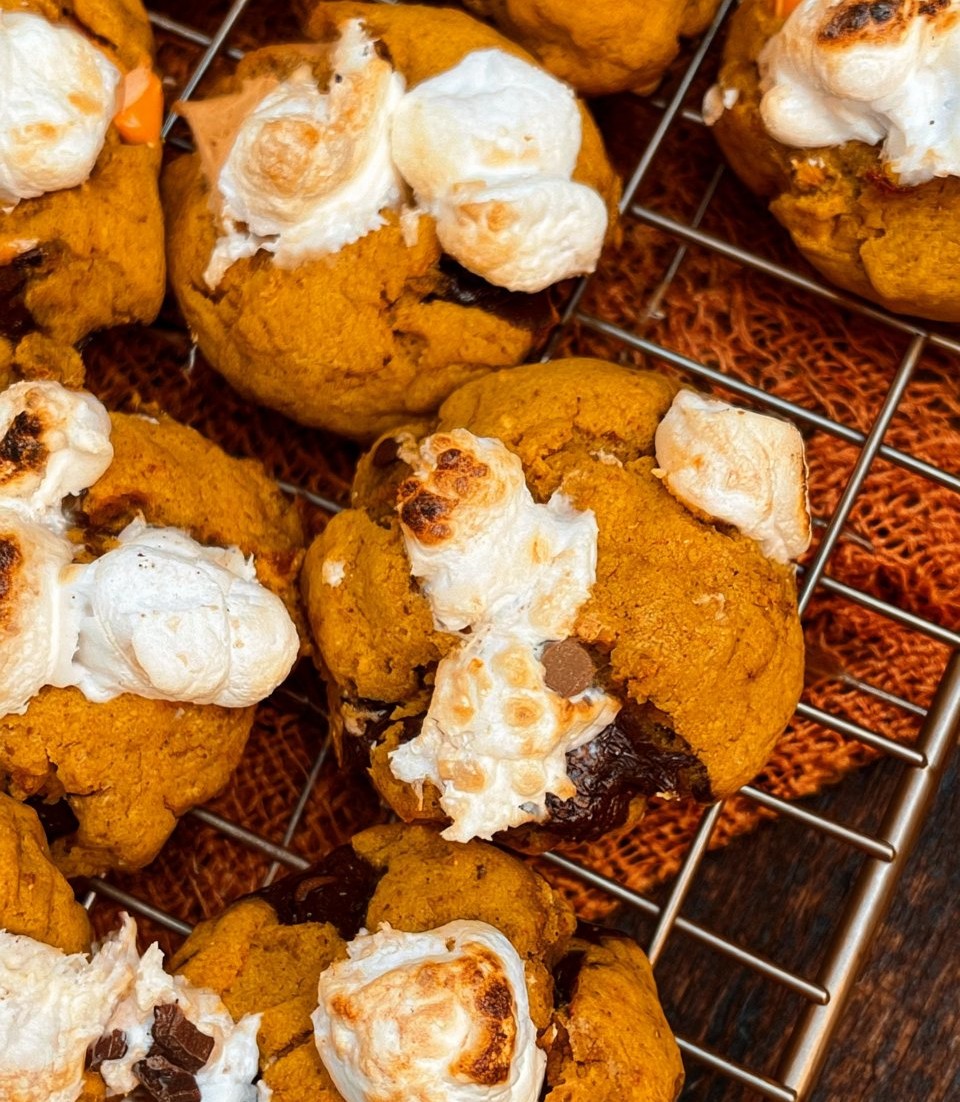 Pumpkin Smores Cookies