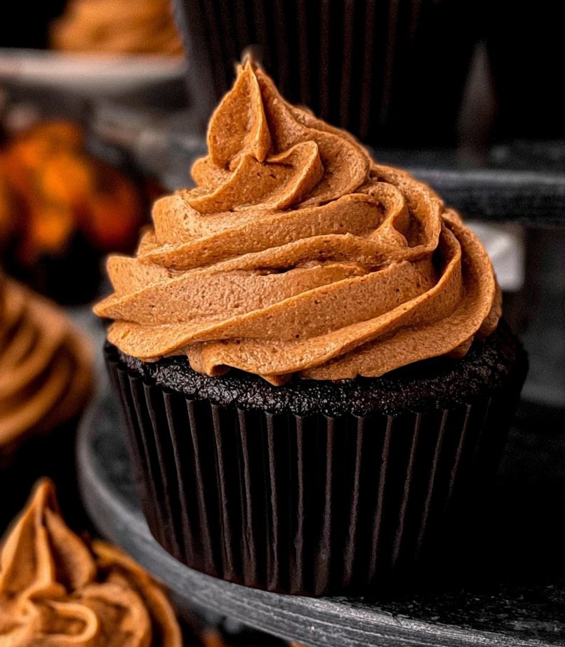 Chocolate Pumpkin Cupcakes