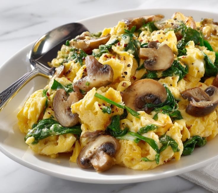 Mushroom Spinach Scrambled Eggs