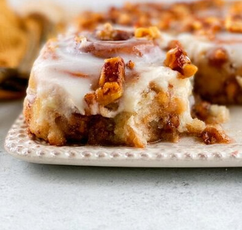 Apple Pecan Cinnamon Rolls