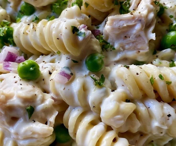 Easy Creamy Chicken Pasta Salad