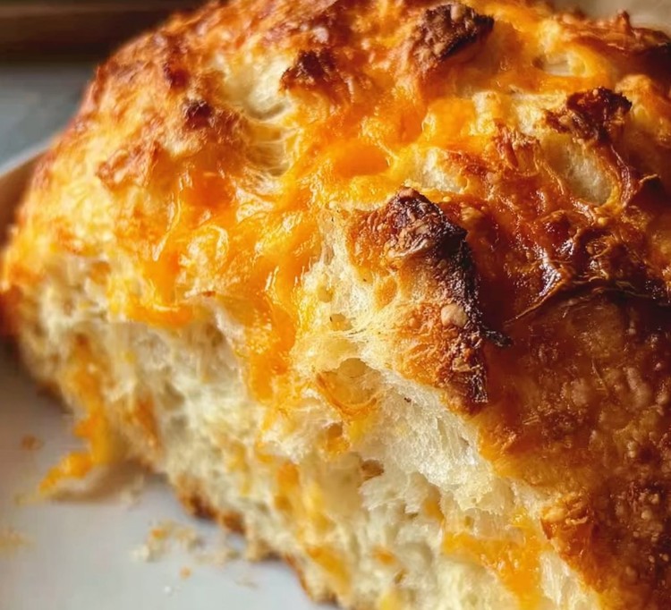 No Knead Cheddar Bread in the Dutch Oven for Cheesy Bliss