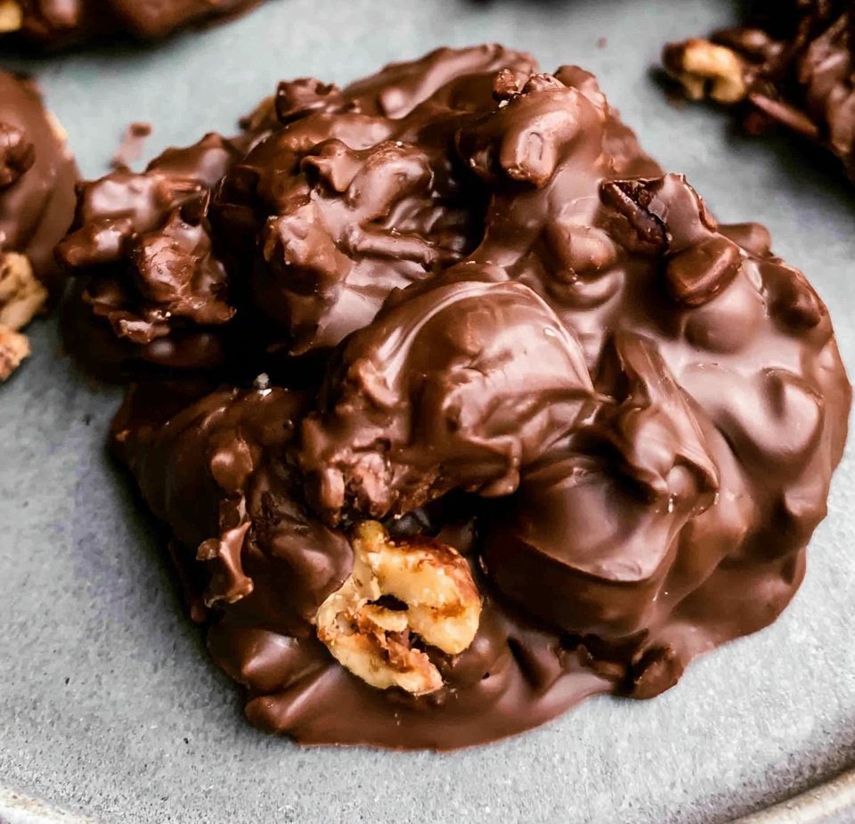 Peanut Clusters