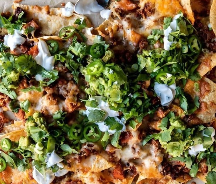 Easy Chipotle Chicken Nachos Recipe With Jalapeno Yogurt 2 Easy Chipotle Chicken Nachos Recipe With Jalapeno Yogurt