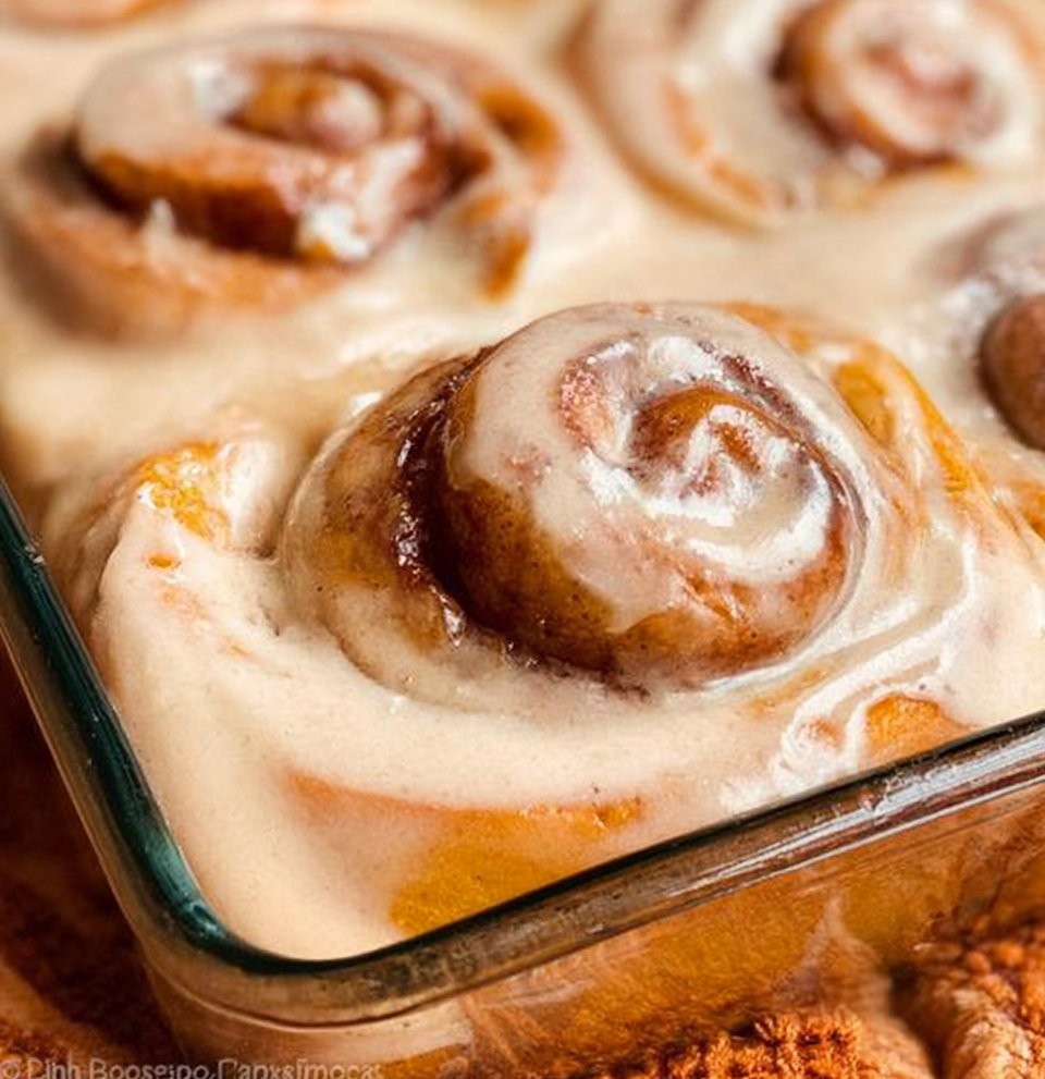 Pumpkin Cinnamon Rolls