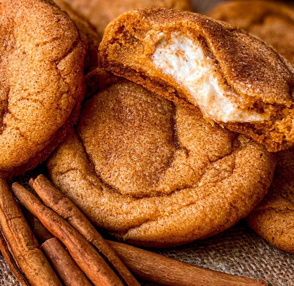 Pumpkin Cheesecake Cookies