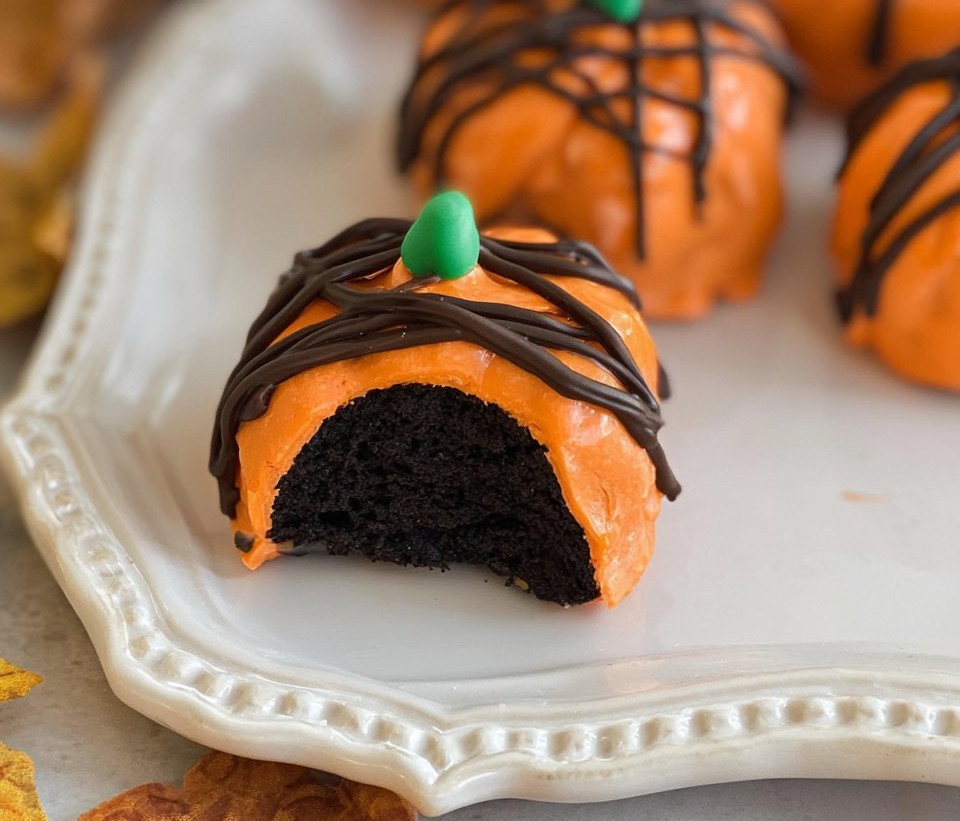 Pumpkin Oreo Balls