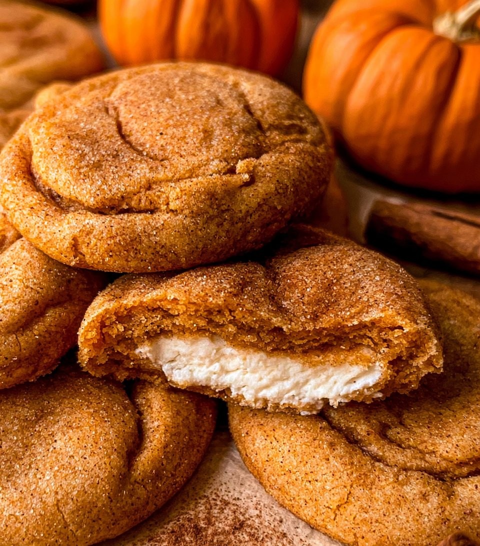 Pumpkin Cheesecake Cookies
