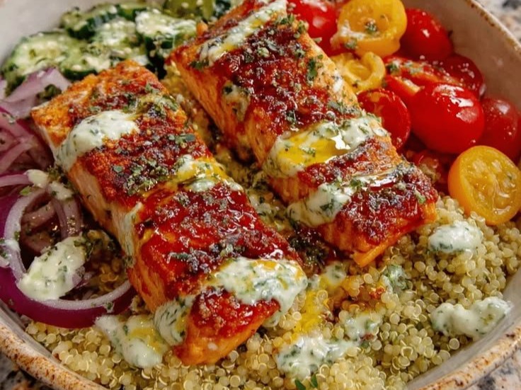 Seared Salmon Bowl: 5-Minute Mediterranean Dinner