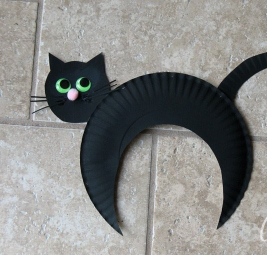 Paper Plate Black Cat - Crafts by Amanda - Paper Plate Crafts for Kids