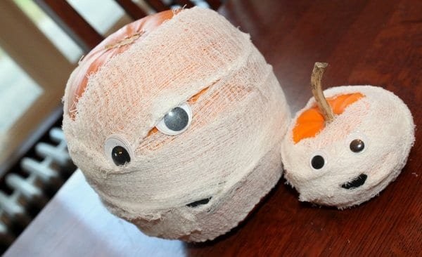 Family of Pumpkin Mummies