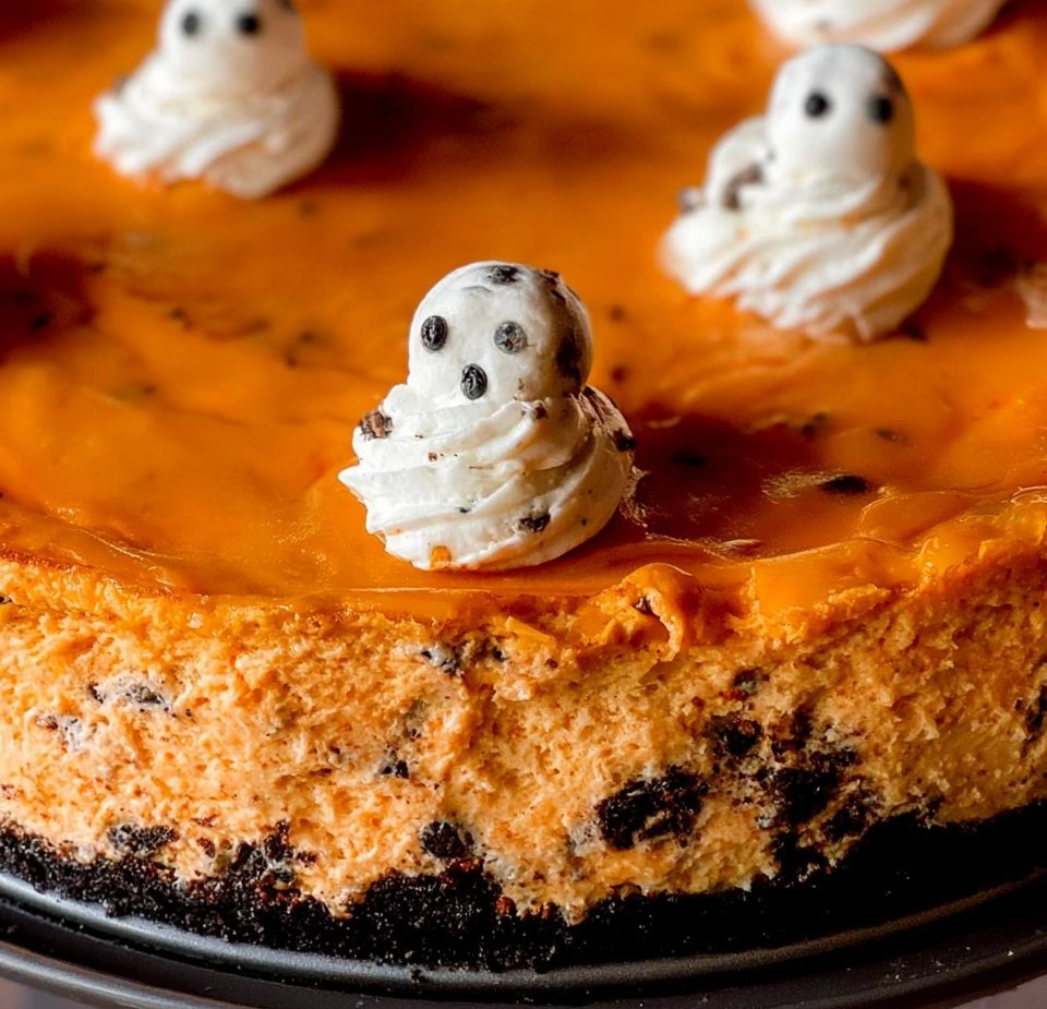Cookies and Cream Cheesecake
