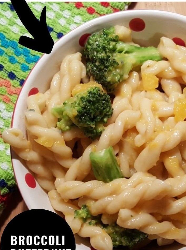 Instant Pot Broccoli Butternut Pasta with Blue Cheese Sauce