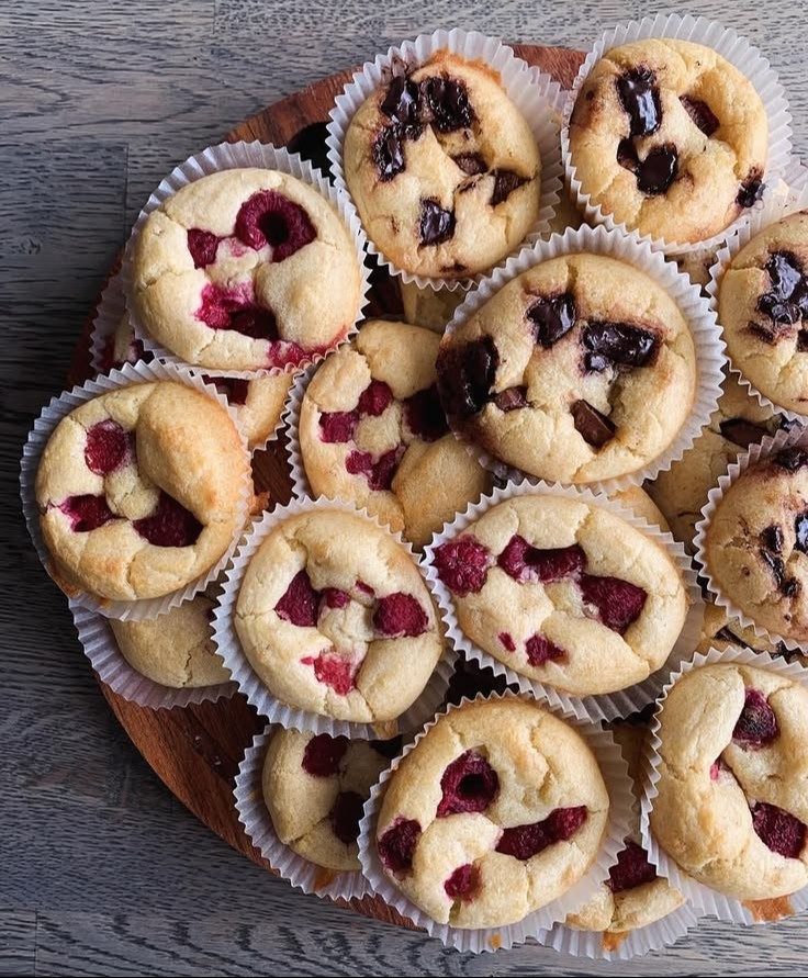 Protein-Rich and Sugar-Free Raspberry Muffins