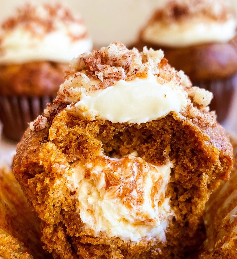 Pumpkin Cream Cheese Muffins