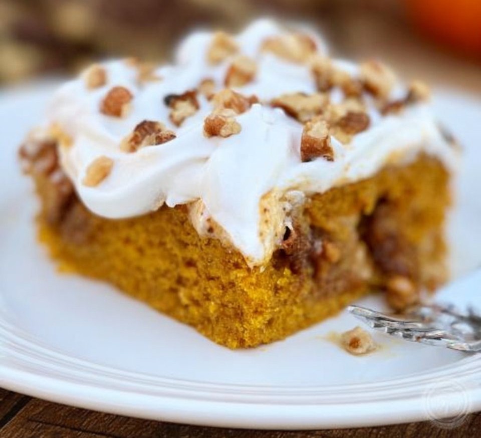 Pumpkin Poke Cake