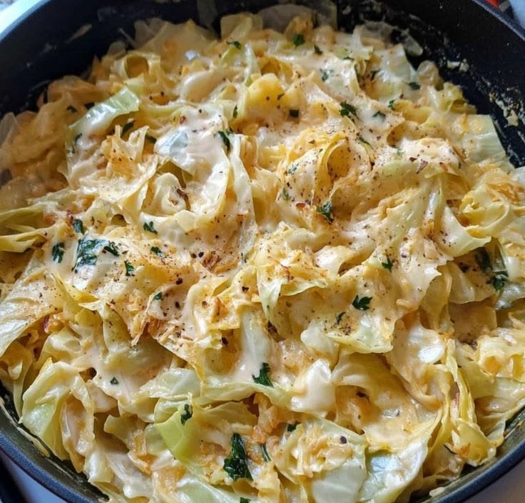 Creamy Garlic Alfredo with Tender Cabbage