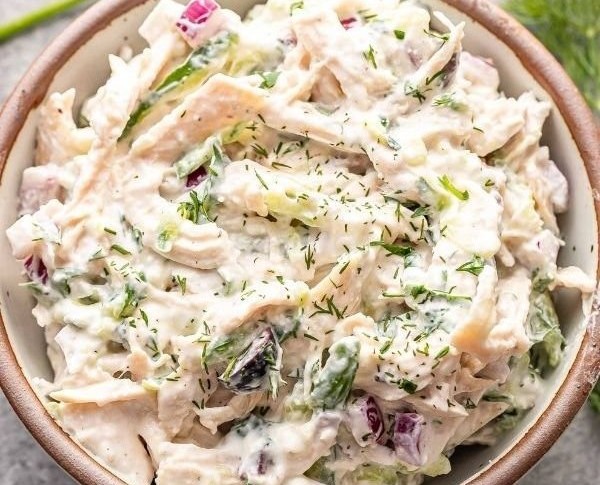 Greek Tzatziki Chicken Salad