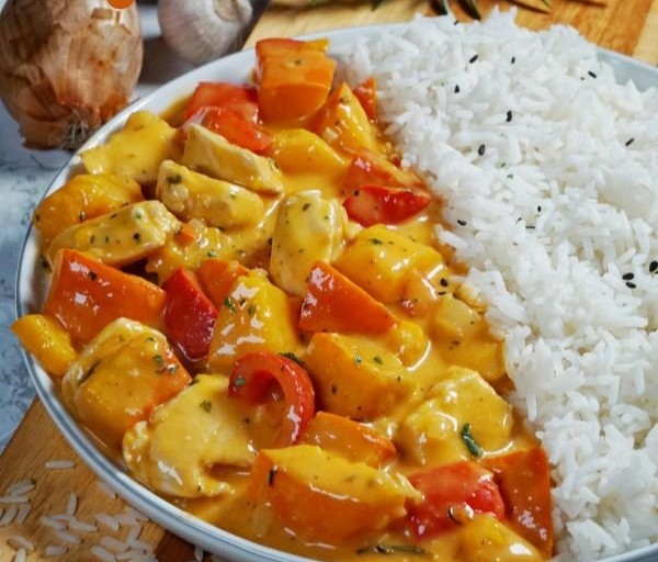 cremige Kürbis Hähnchen Pfanne mit Reis - einfaches Rezept