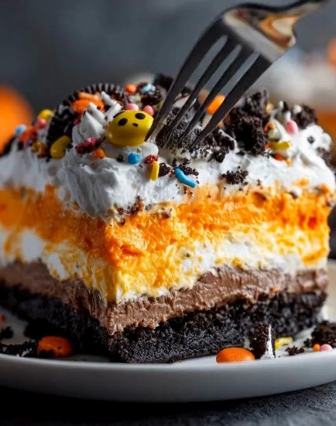 No-Bake Halloween Lasagna