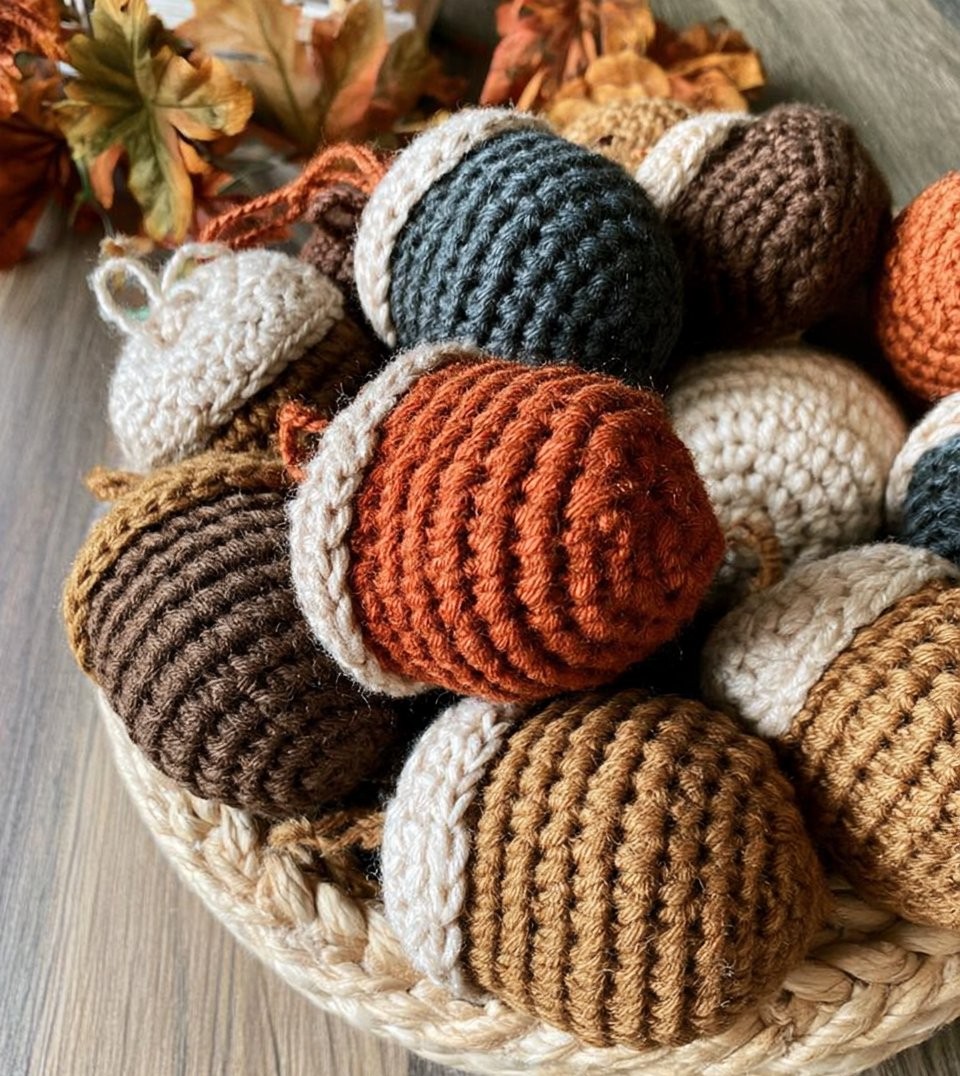 Rustic Farmhouse Acorn Crochet Pattern