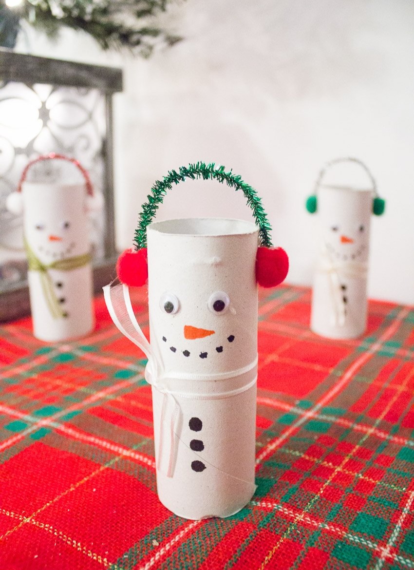 Craftaholics Anonymous® | DIY Toilet Paper Roll Snowmen