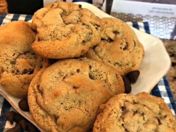 JOANNA GAINES' CHOCOLATE CHIP COOKIES