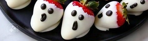 31 Spooky Halloween Movie Night Snack Ideas