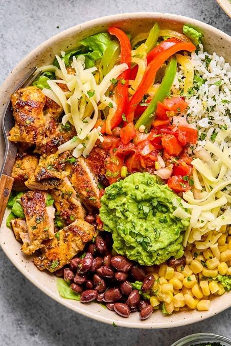 High Protein Chicken Burrito Bowls