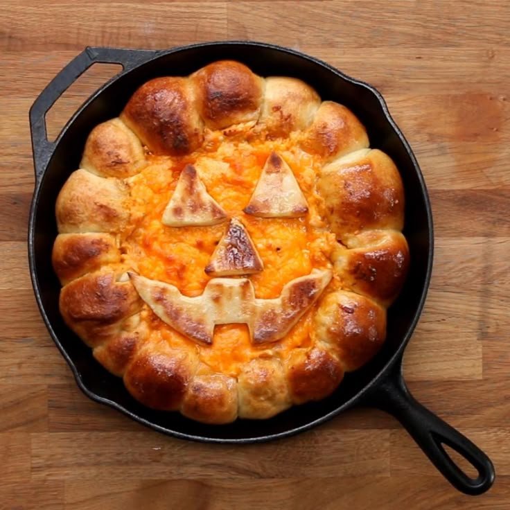 Halloween Buffalo Chicken Skillet Dip Recipe by Tasty | Halloween pizza dip, Halloween buffalo dip, Spooky buffalo chicken dip