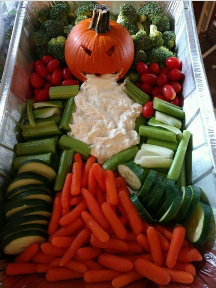 Halloween veggie dip | Halloween skeleton veggie tray, Veggie skeleton platter, Skeleton vegetable tray