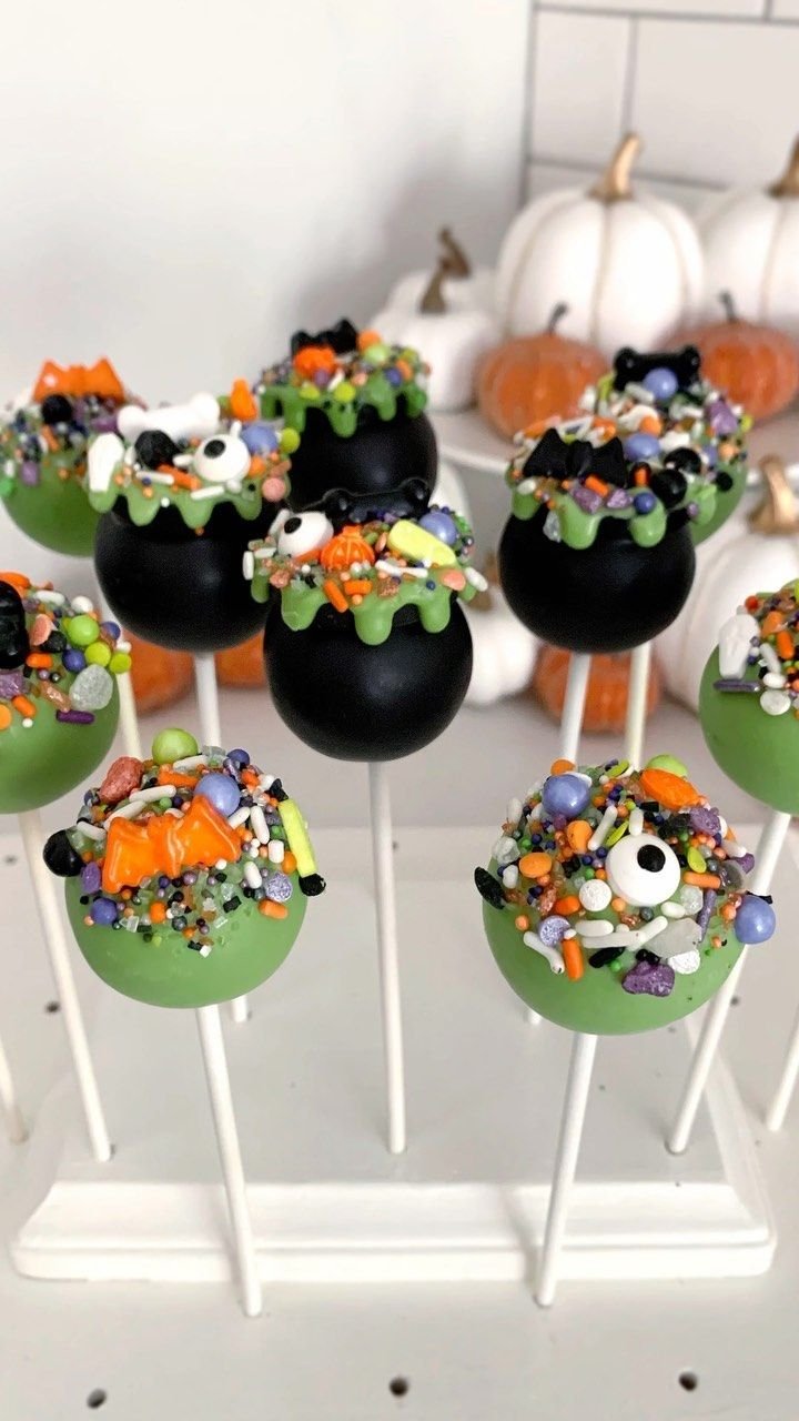 Spooky cake pops | Cute halloween cake pops, Colorful halloween cake pops, Cake pop ideas