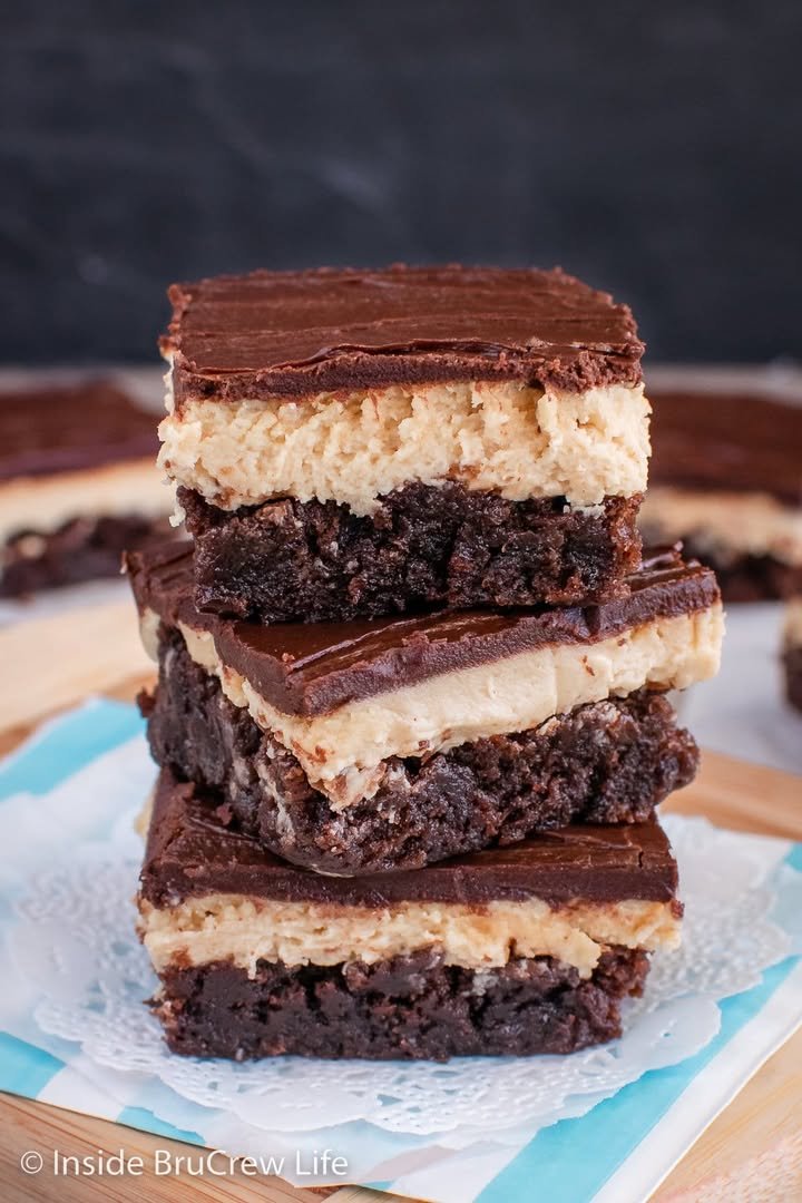 Peanut Butter Truffle Brownies! 🤎 A creamy peanut butter layer and chocolate ganache make these so good!

💕 Comment BROWNIES below to have this recipe sent to you!